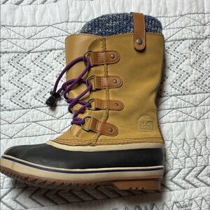 Sorel Brown and Black Boots with Purple Laces
